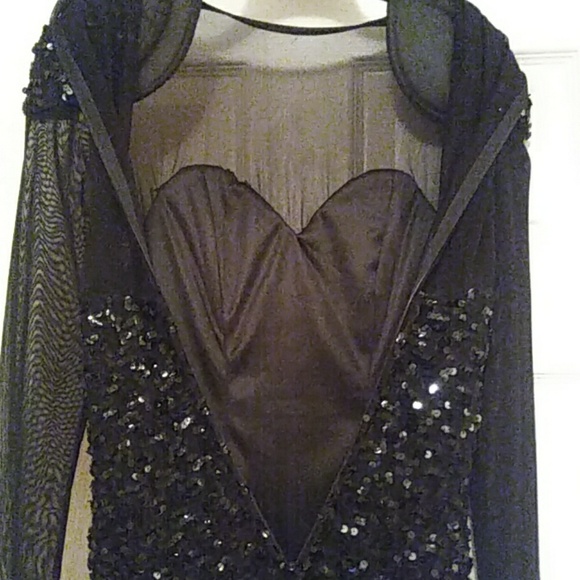 Dress - Picture 5 of 6